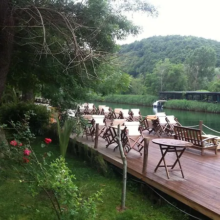 Robin's Nest Resort