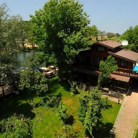 Robin's Nest Resort
