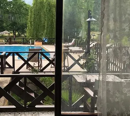 Robin's Nest Resort 2*