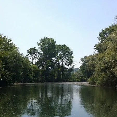 منتجع Robin's Nest 2*