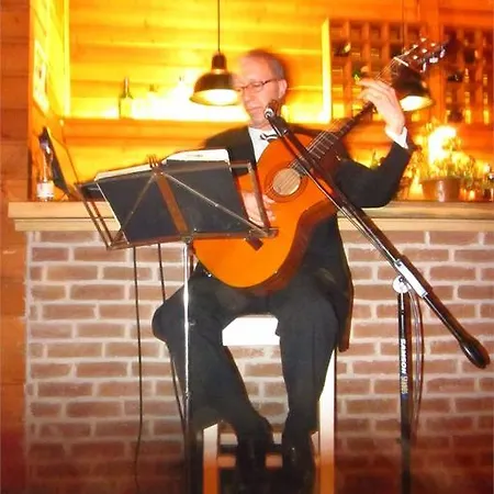 منتجع Robin's Nest آغفا